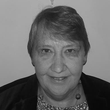 Gillian Knott